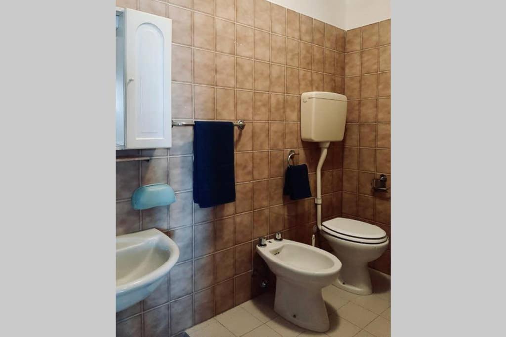 Bilocale Vista Mare Apartment ฟาโน ภายนอก รูปภาพ